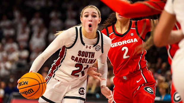 South Carolina Gamecocks forward Chloe Kitts (21) drives against the Georgia Lady Bulldogs in the second half at Colonial Life Arena.